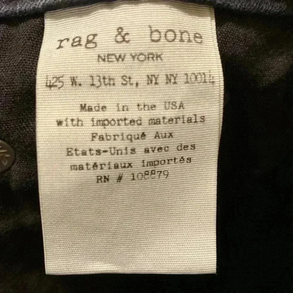 Rag and bone women’s skinny jeans size 25 dark wash - little distress on knee - Picture 5 of 7